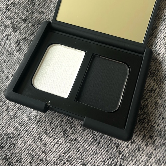 NARS Pandora Eyeshadow Duo - Picture 2 of 4